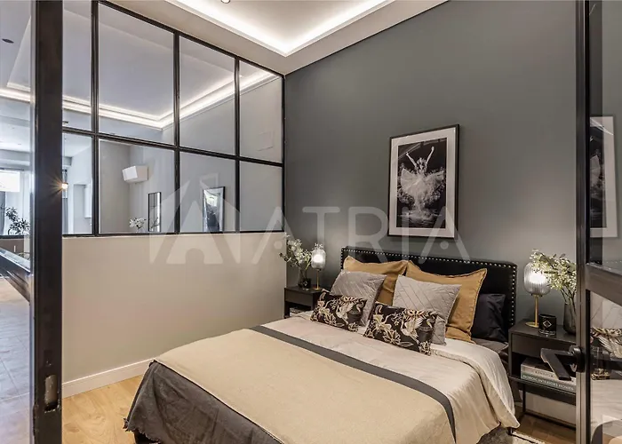 Designer Apartment 4