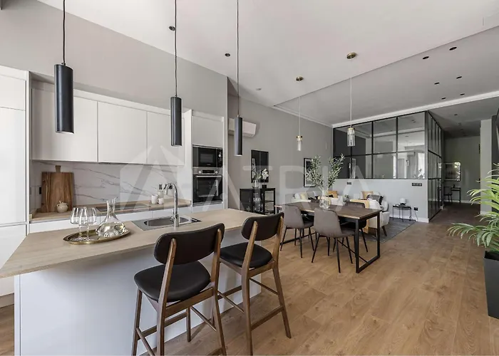 Designer Apartment 4