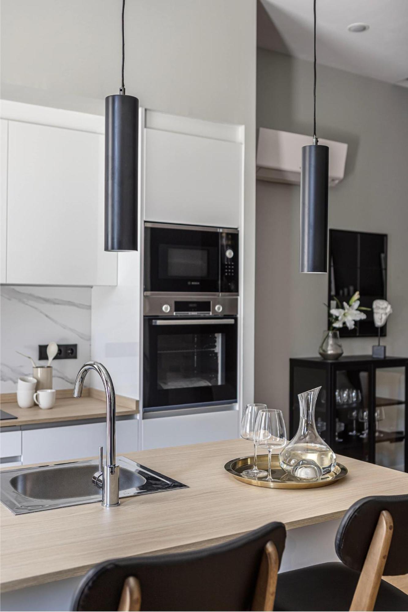 Designer 4 Apartment